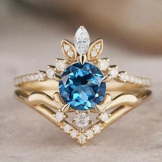 Geometric Fly Shape Pattern Gold Plated Simple Couple Rings